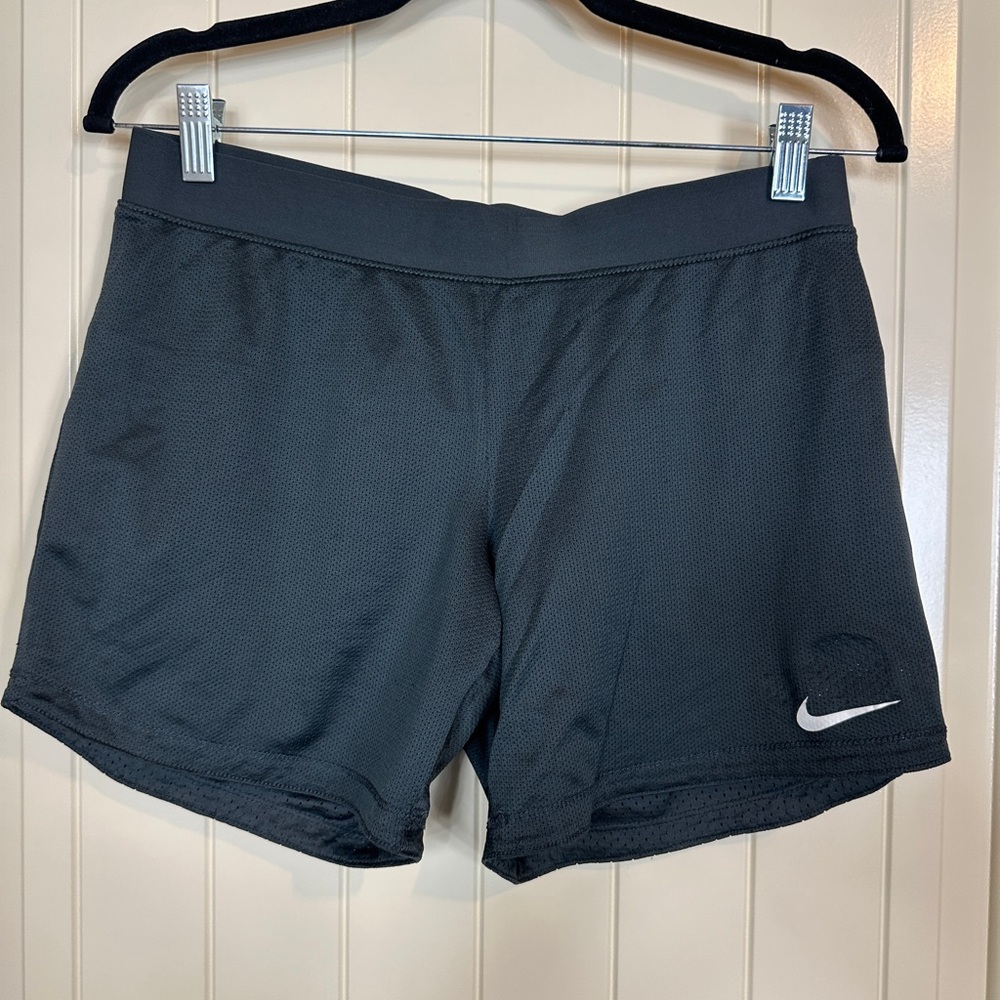 Nike Womens Reversible gray Shorts M "Owasso  Softball"‎ GUC
